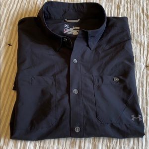 Men’s Under Armour short sleeve button up XL black